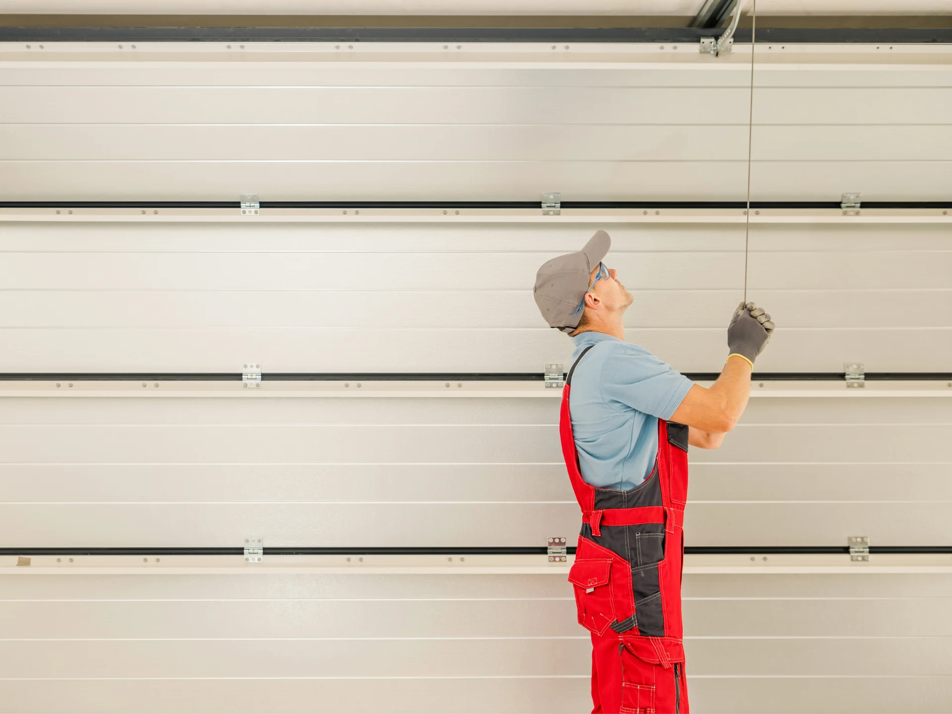 instalamos puertas automáticas para todo tipo de vivienda y negocio